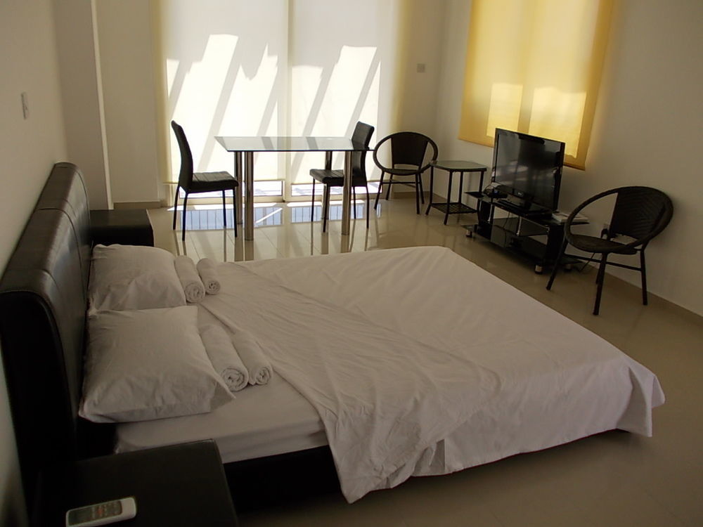 Paphos Adriana Holiday Resort מראה חיצוני תמונה
